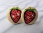 Preview: Holzknopf Ohrstecker Erdbeere Strawberry